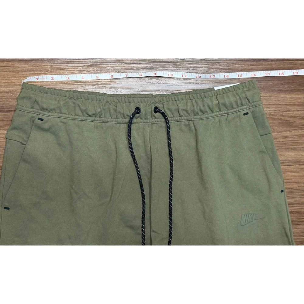 Nike Tech Fleece Sportswear Lightweight Shorts Green (DX0828-222) Men's Sz L